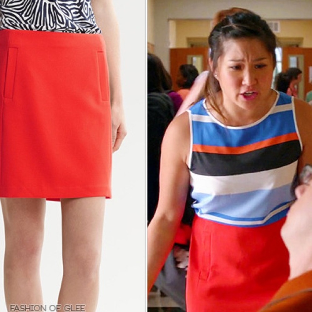 LIKE NEW Banana Republic Coral Mini Skirt